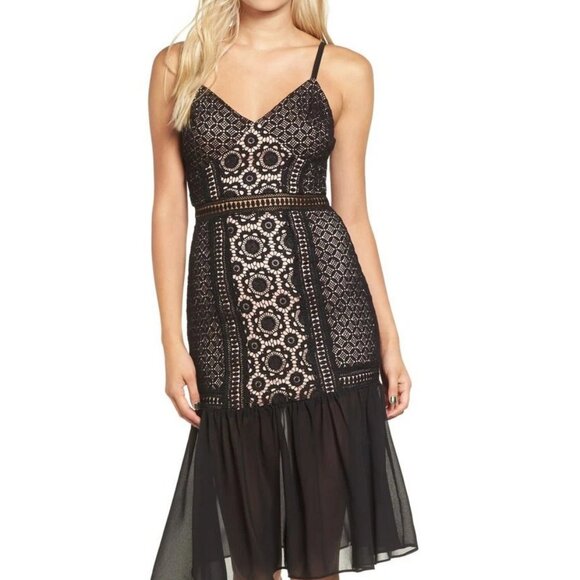 NWT GLAMOROUS Black Lace Dress.  SZ XS - Picture 1 of 4